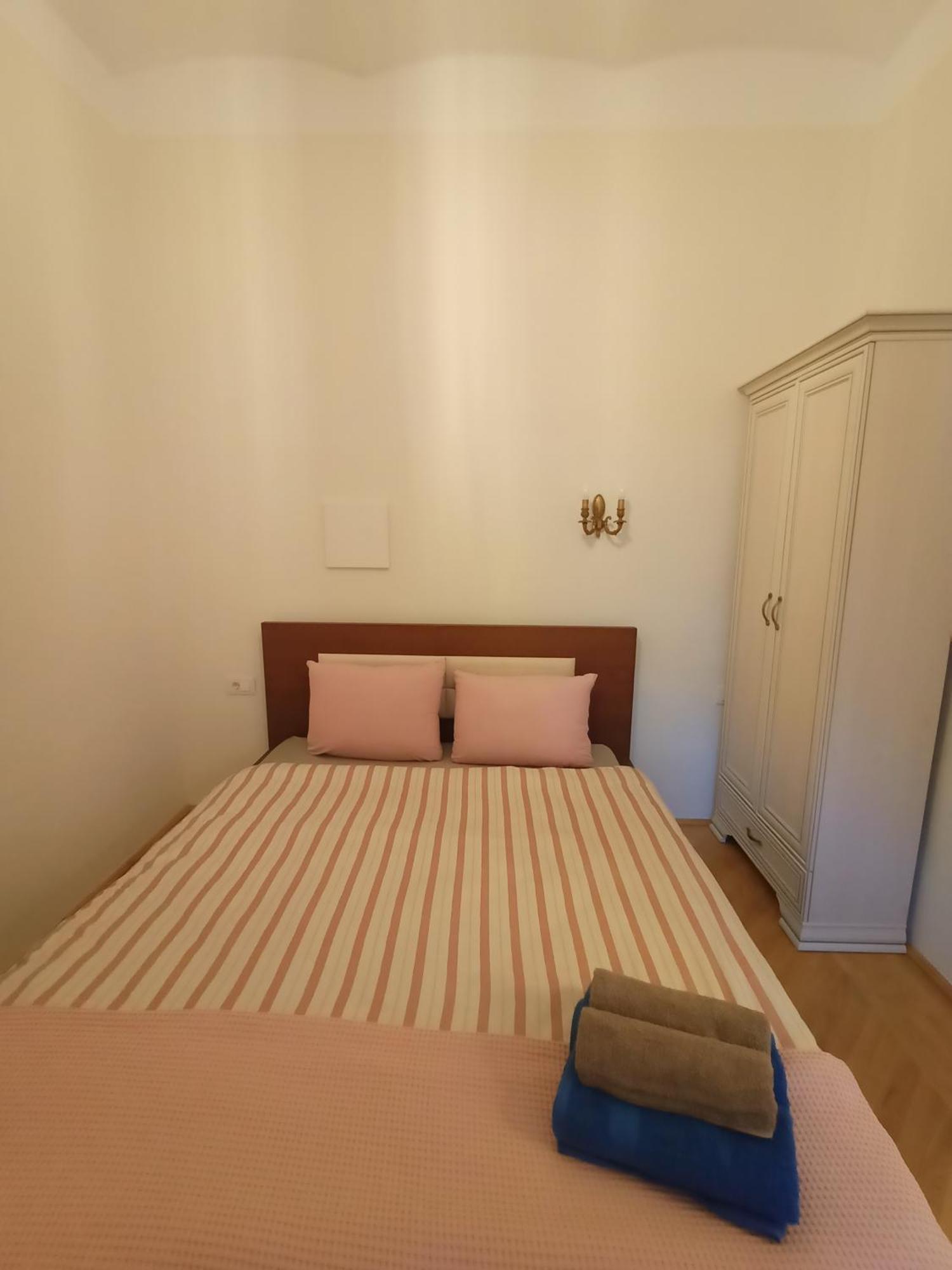 Garden Of Light Apartment Сибиу Экстерьер фото