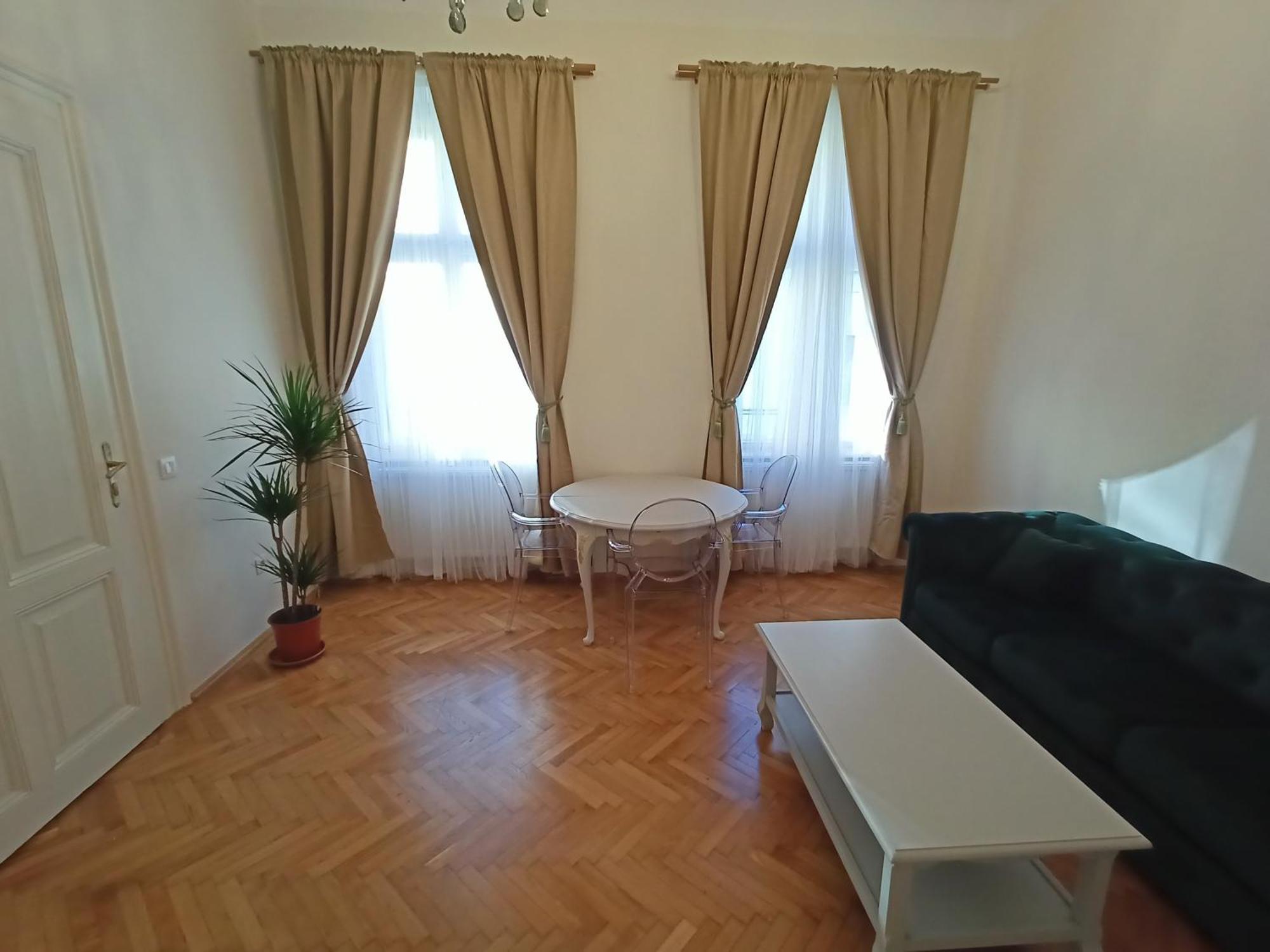 Garden Of Light Apartment Сибиу Экстерьер фото